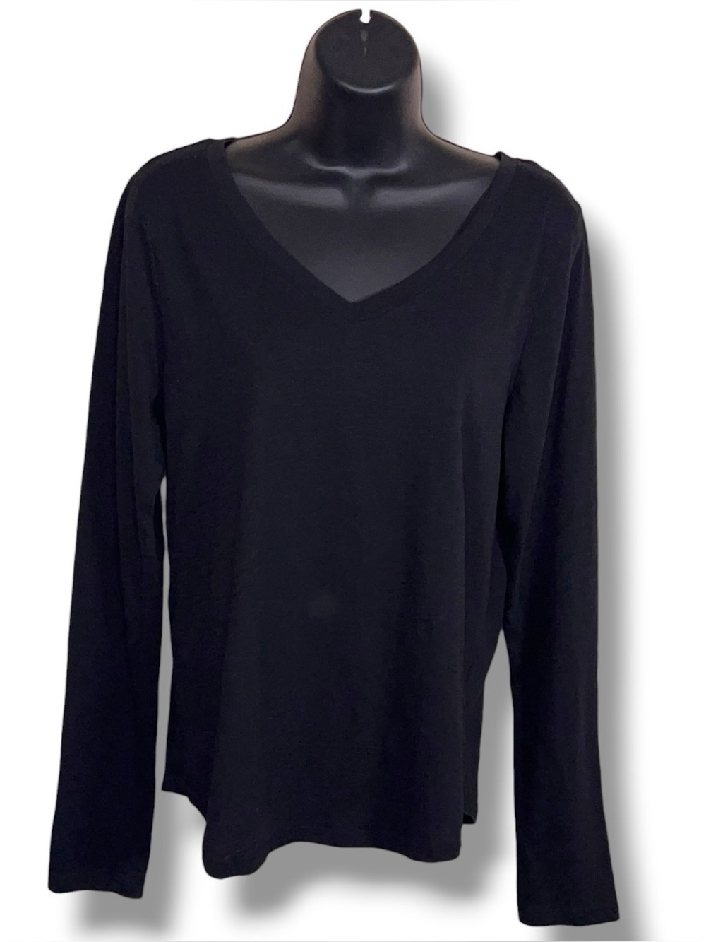 Medium Sonoma Black Long Sleeve Pullover Classic Vneck Cotton Blend Neutral